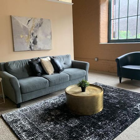 Frontdesk I Sycamore Place Apts Downtown סינסינטי מראה חיצוני תמונה